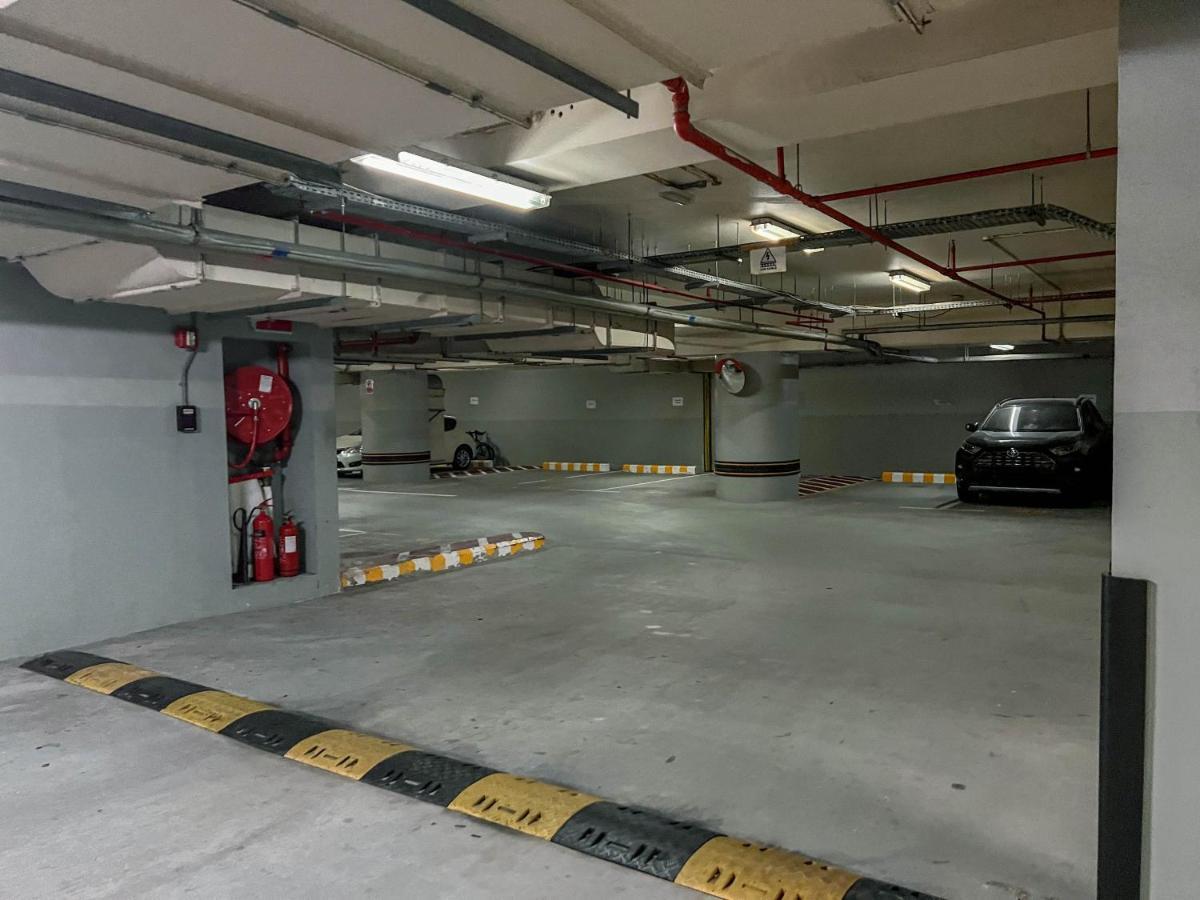 Cosmos Living Modern Studio Near Dubai Marina Exterior foto